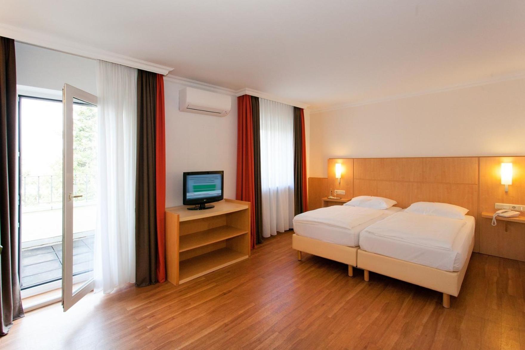 Saar City Hotel Saarbrücken Eksteriør bilde