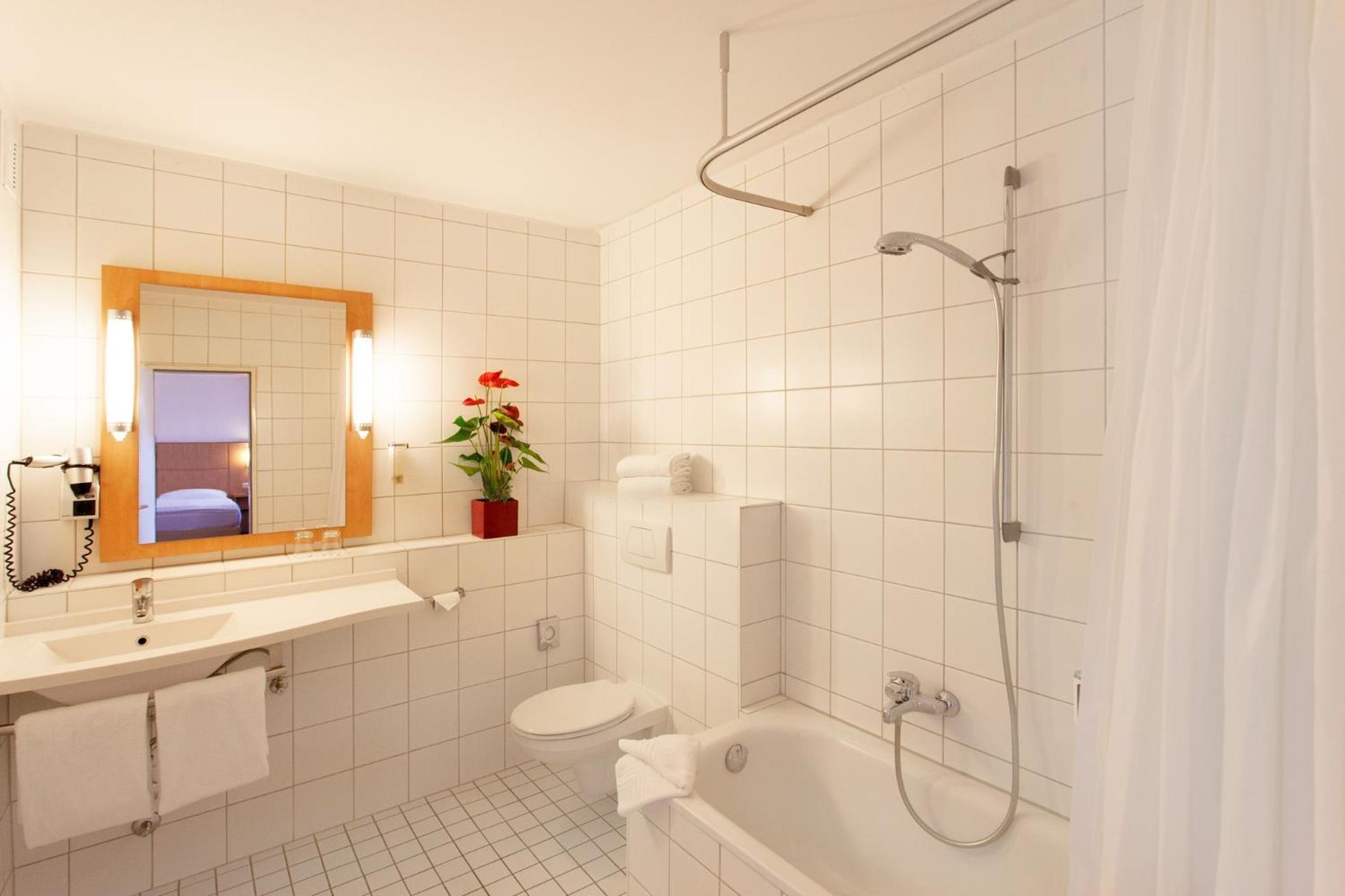 Saar City Hotel Saarbrücken Eksteriør bilde