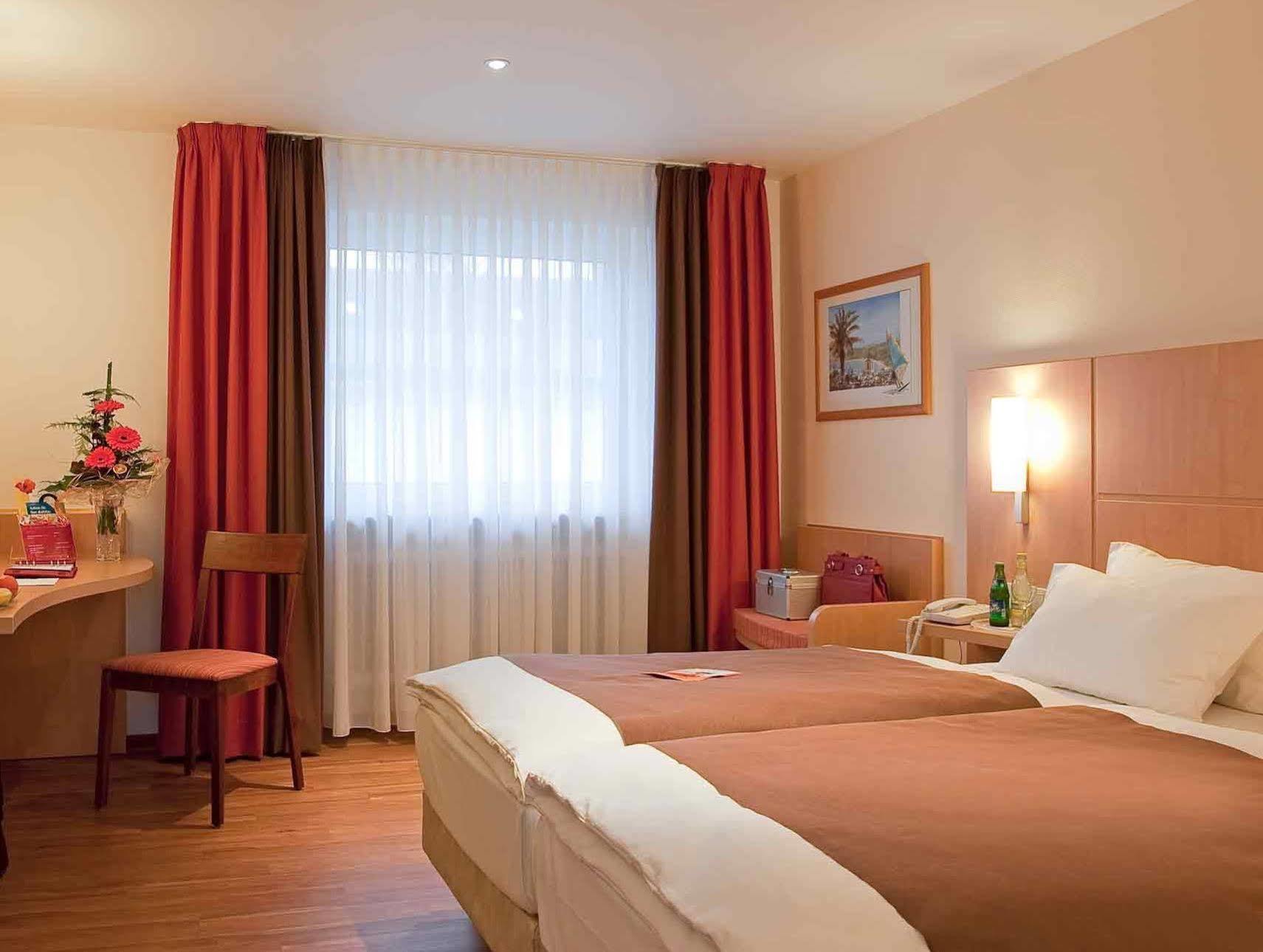 Saar City Hotel Saarbrücken Eksteriør bilde